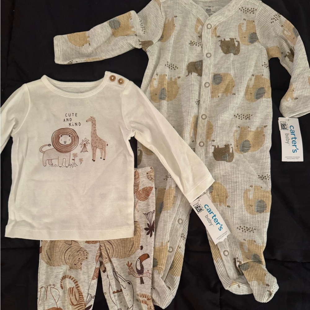 Carter’s baby two-piece pajamas set. Aesthetic, neutral colors with animals!